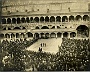 Padova-Folla riunita in piazza delle Erbe davanti il palazzo della Ragione,per il discorso di Acchile Starace,nel 1932.(foto di Gislon) (Adriano Danieli)
